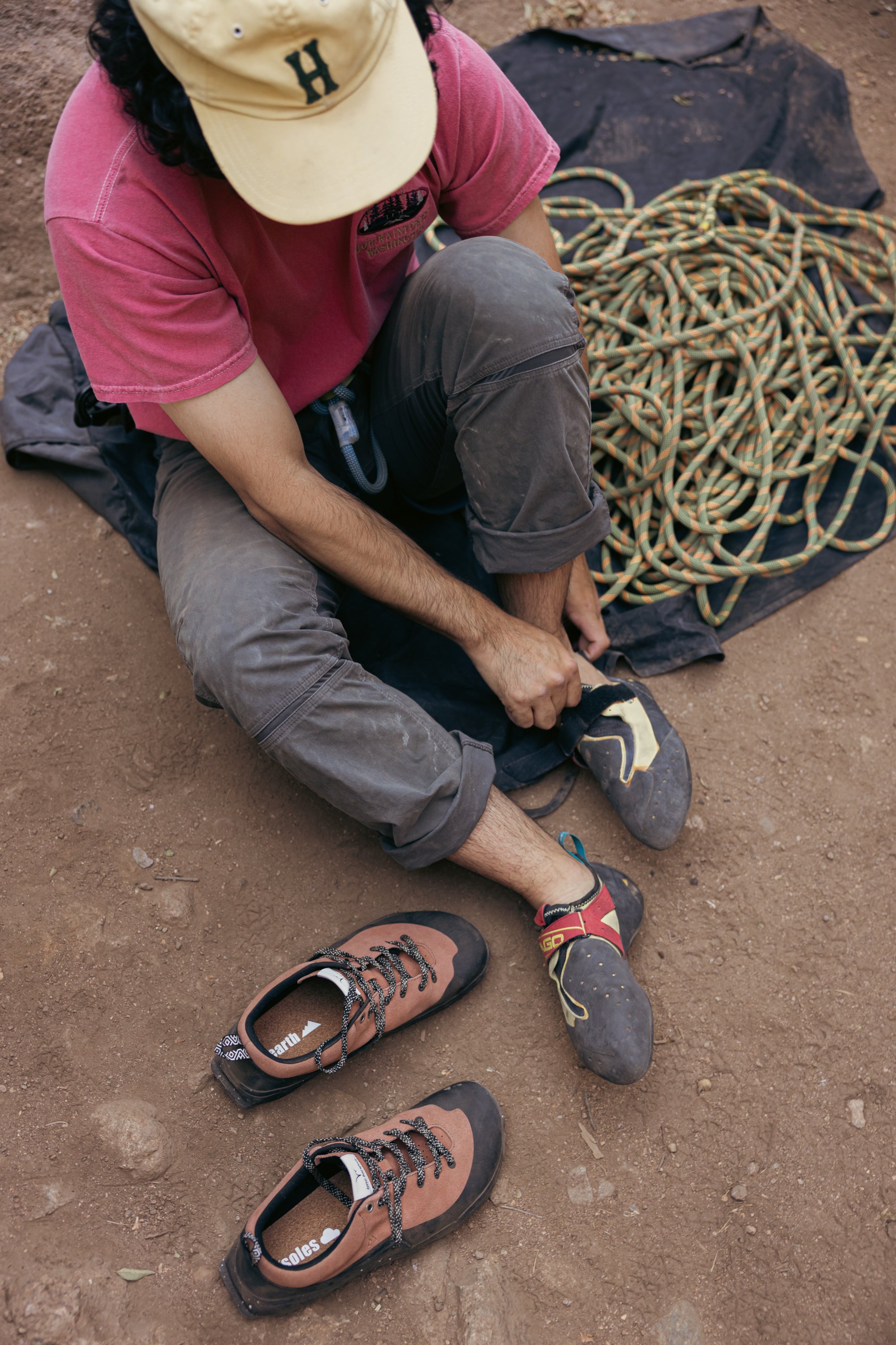 WILD DIRT Outdoor Trail Hiking Shoes