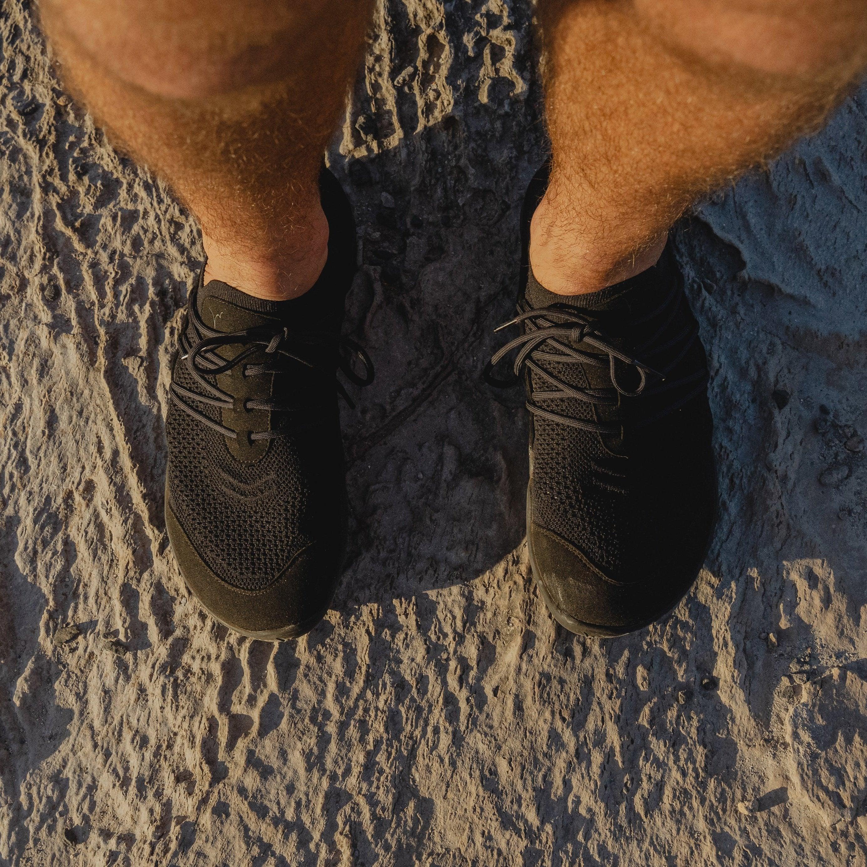 FLOW BLACK Barefoot Shoes - LONOWEAR