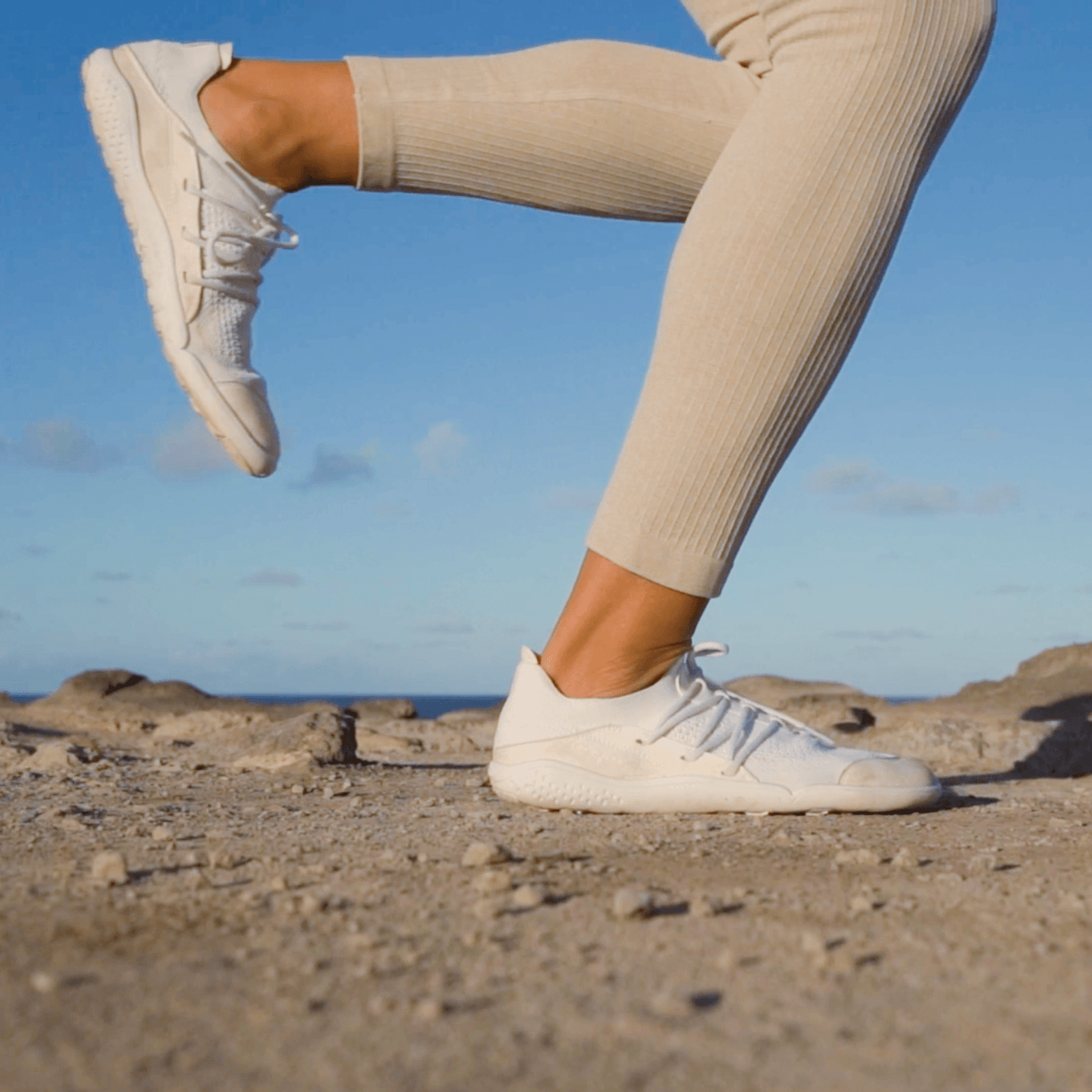 FLOW WHITE Barefoot Shoes - LONOWEAR