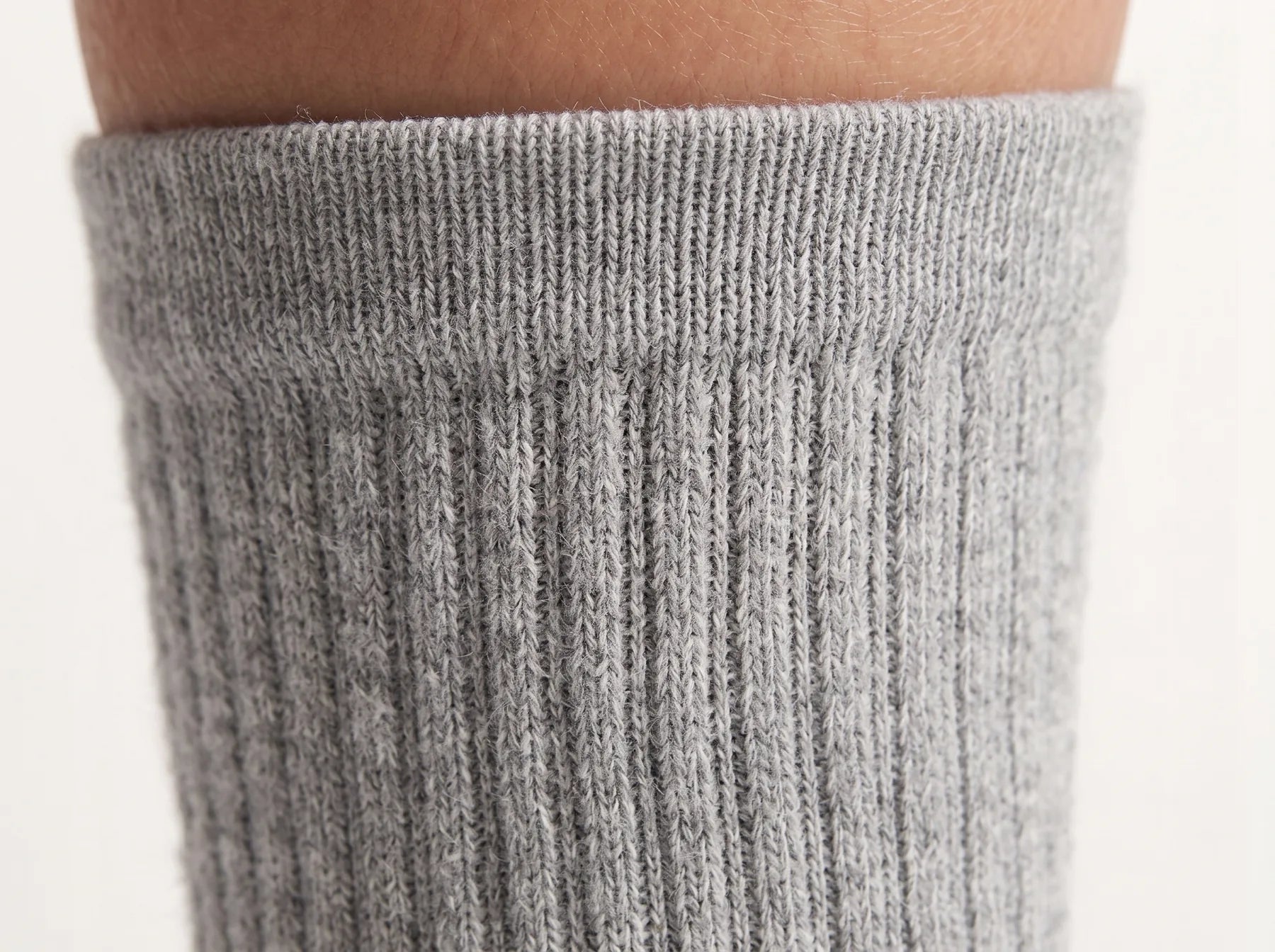 Ribbed cotton cuff, close up
